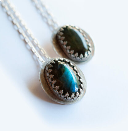 Labradorite Deep Forest pendant - Image 3